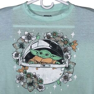 Star Wars The‎ Mandalorian Grogu Baby Yoda Floral T-Shirt Size M
